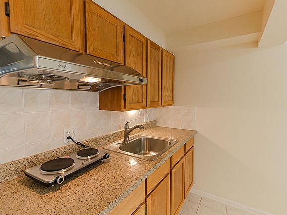 Kitchen counter