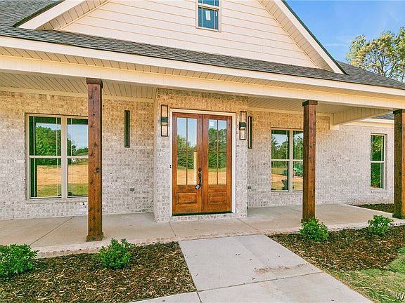 4th image of 14161 Tres Dr