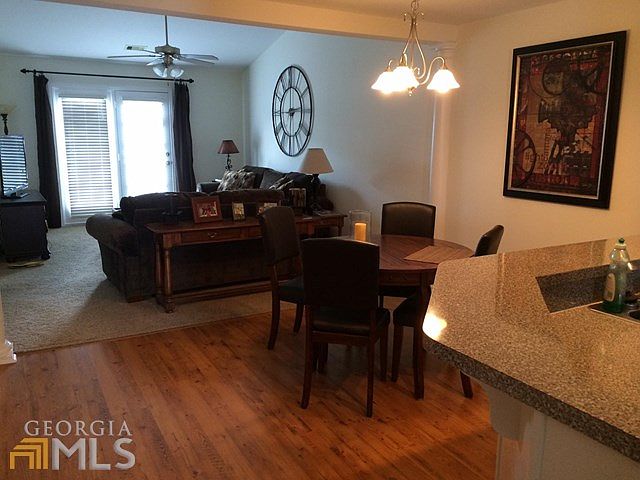 1st image of 214 Sunview Dr