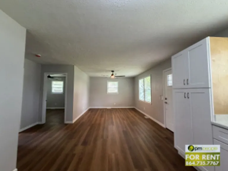 119 Welborn Cir — Photo 5