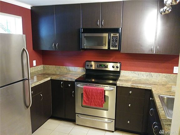 3rd image of 12613 SE 41st Pl APT E204