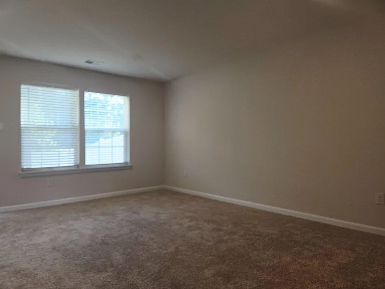 34 Autumn Park Dr — Photo 37