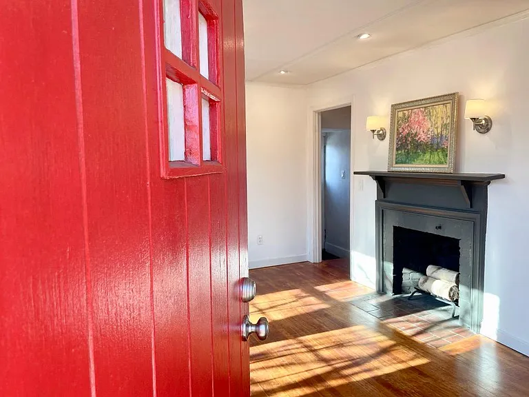 Vintage oak floors throughout!
