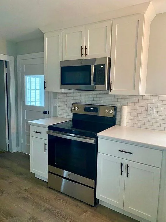4 bed, 1500 sqft, $4,150 — Photo 2