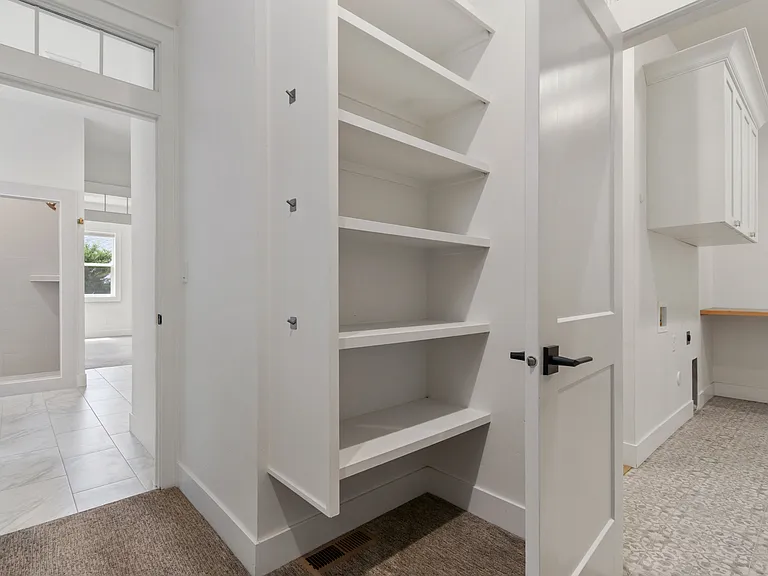 207 W Wrangler St — Photo 30