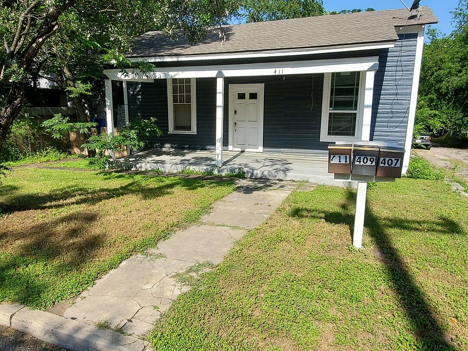 1st image of 707 W CRAIG PL