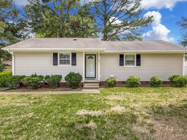 102 Briarcliff St, Henderson, NC 27536
