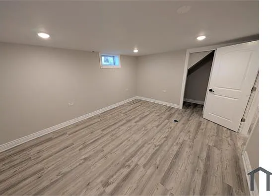 8305 S Seeley Ave — Photo 21