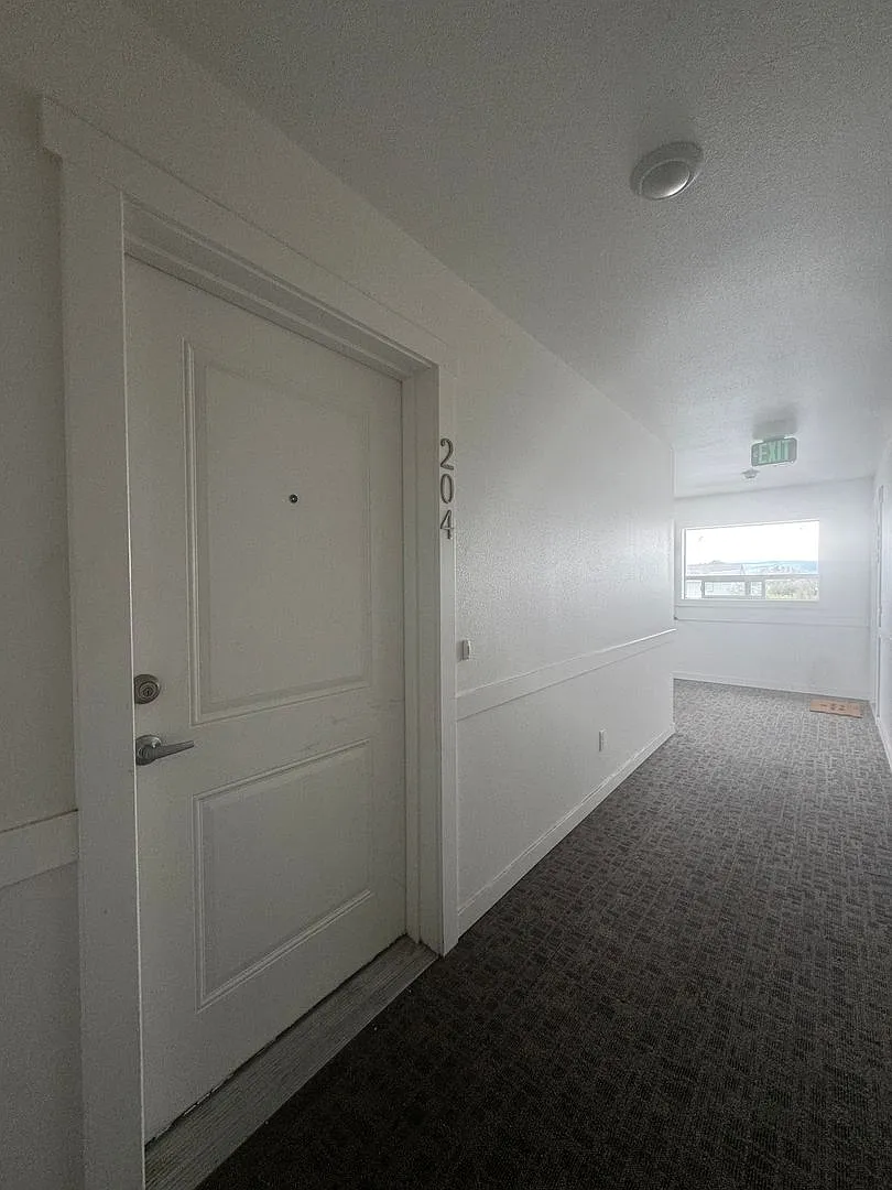 Cambridge Place II — Photo 2