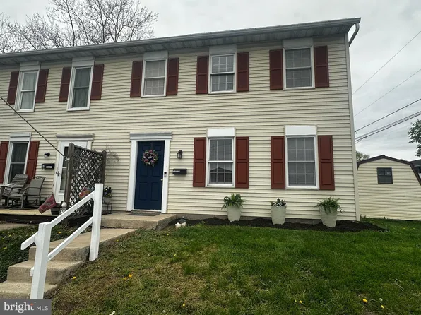 53 E Summit St, Elizabethtown, PA 17022