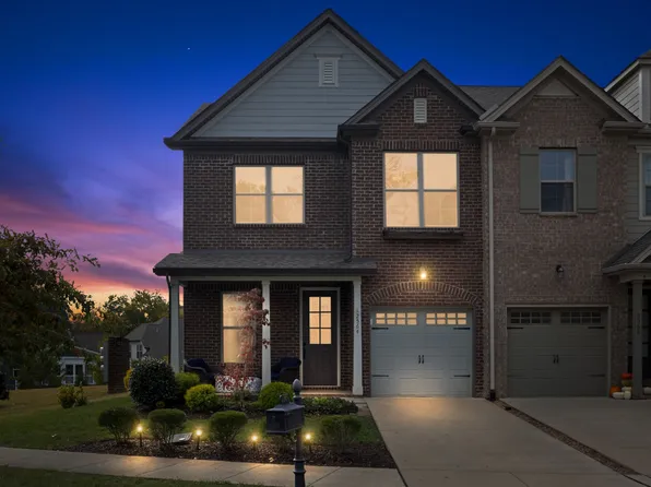 2564 Wellesley Square Dr, Thompsons Station, TN 37179