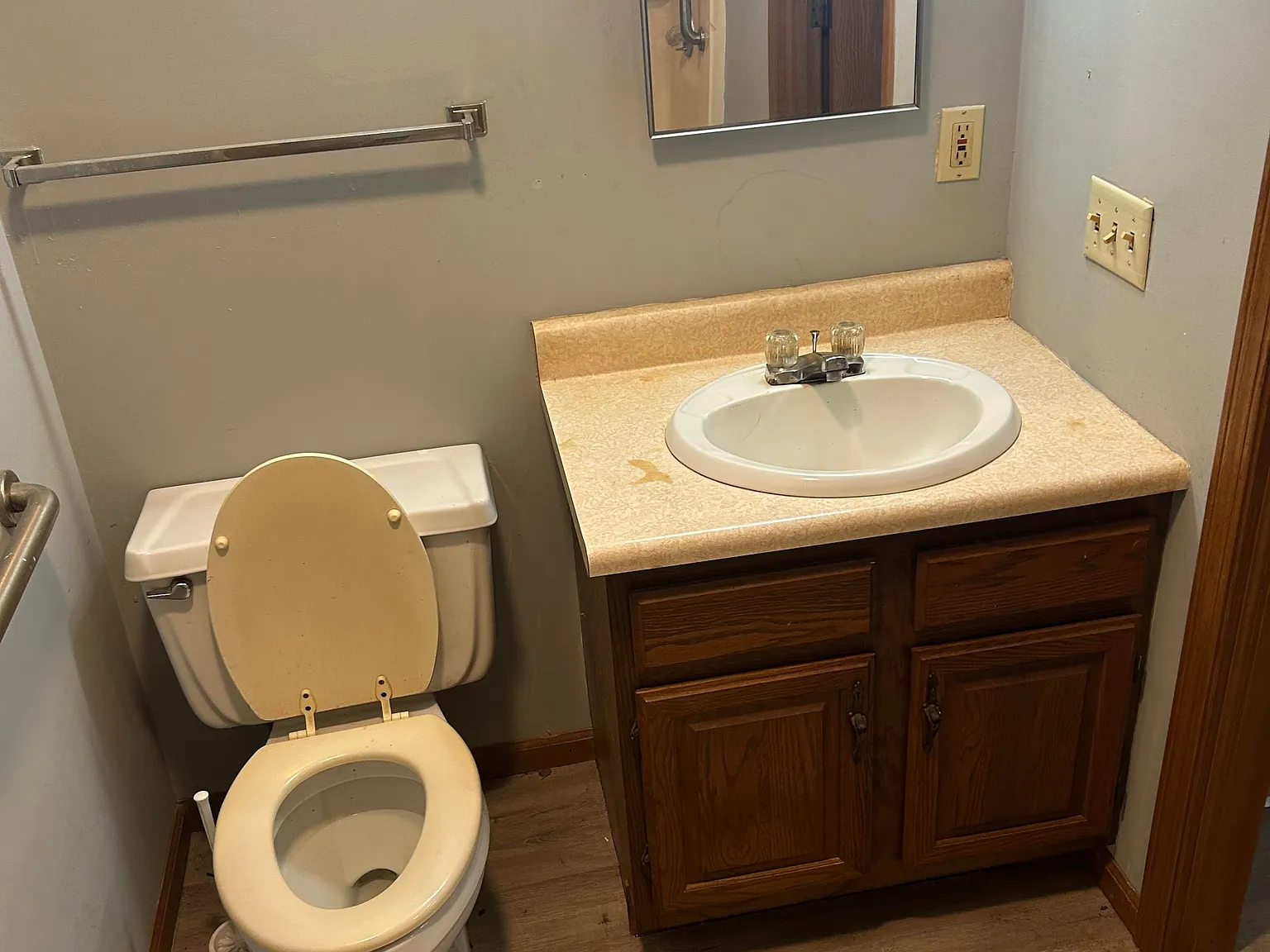 Stonefort — Photo 3