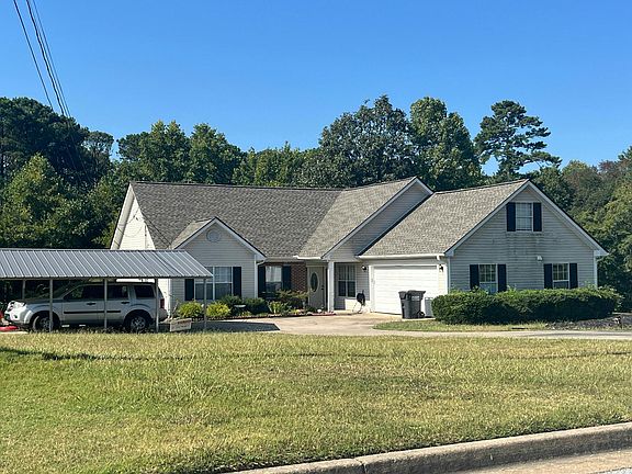 3rd image of 1330 Stoneleigh Dr