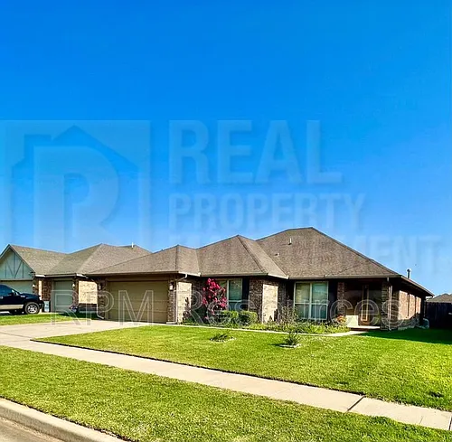 10913 SW 30th St Photo 1