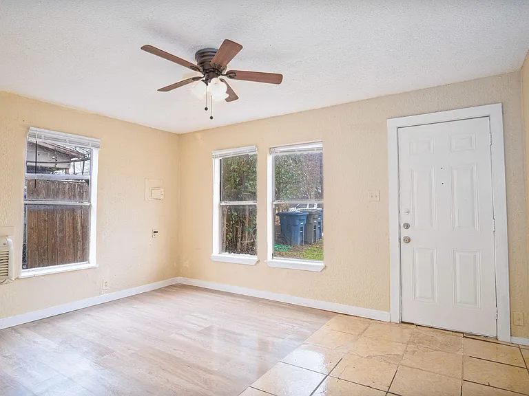 838 Nevada St — Photo 15