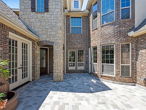 5th image of 11415 Stonecreek Bend Ln