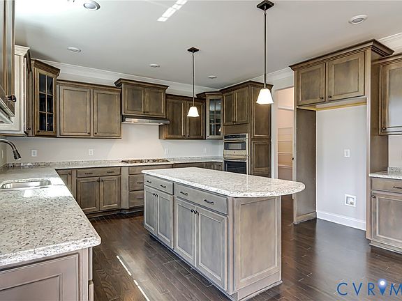 3rd image of 11366 Pinewild Dr