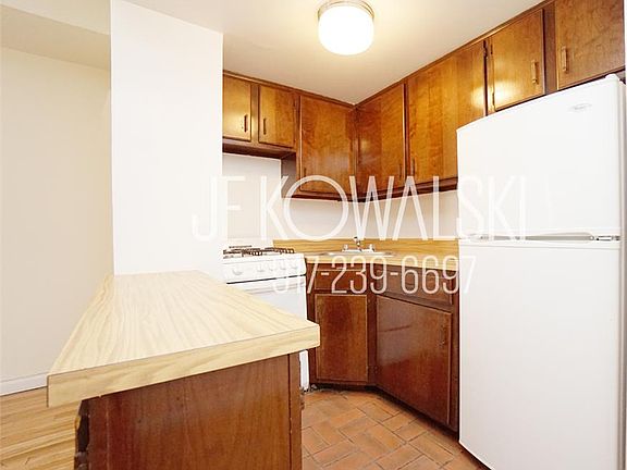 4th image of 156 Bleecker St #7HW