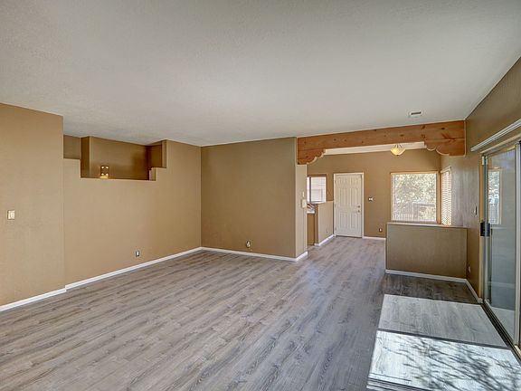 2nd image of 4025 Los Milagros