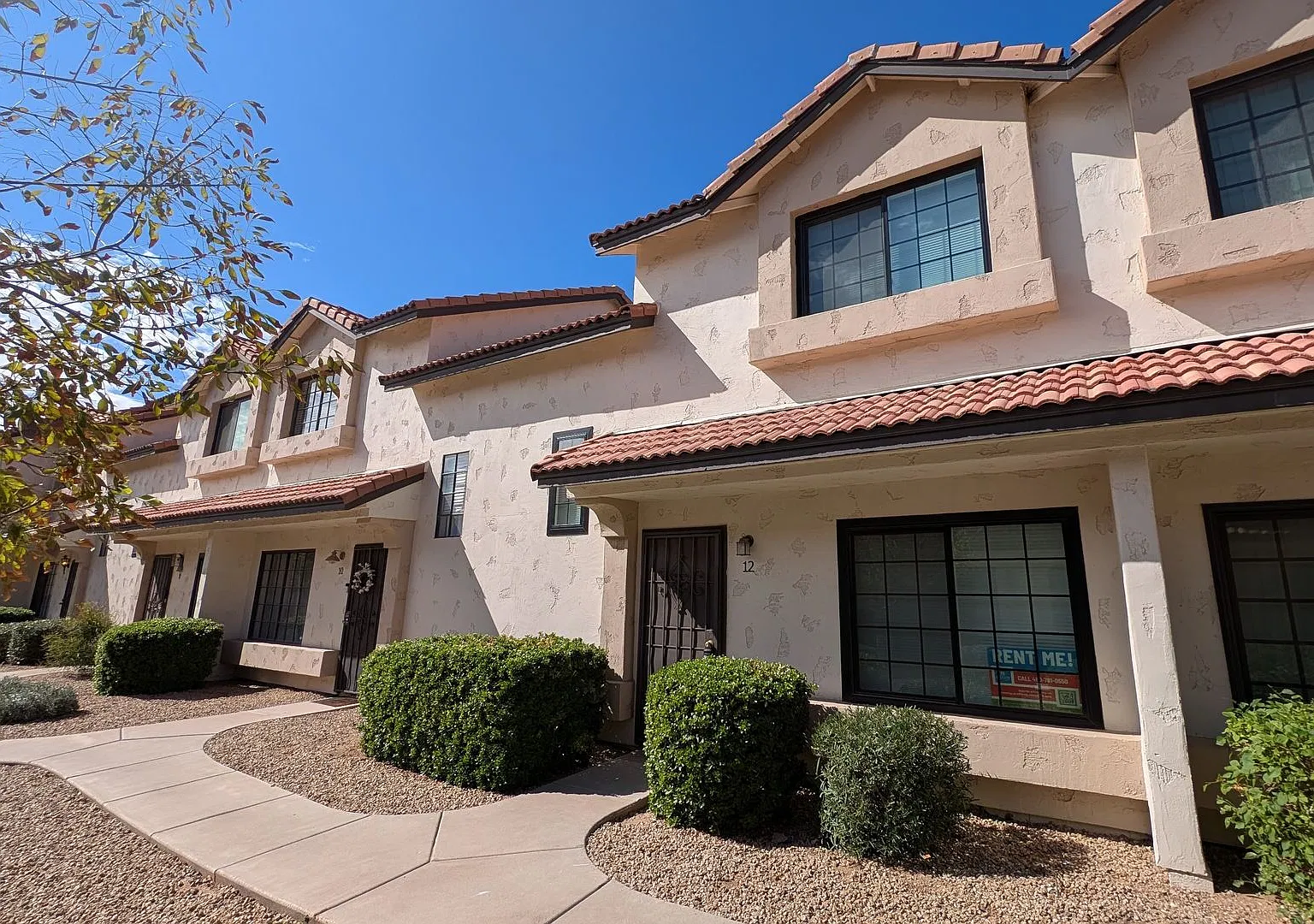 2 Bedroom Condo in the Sonoma Village Community Near W Elliot Rd and N Arizona Ave! — Photo 4