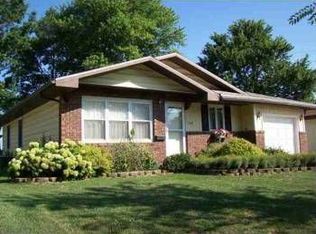 1709 Rutledge Dr, Lincoln, IL 62656