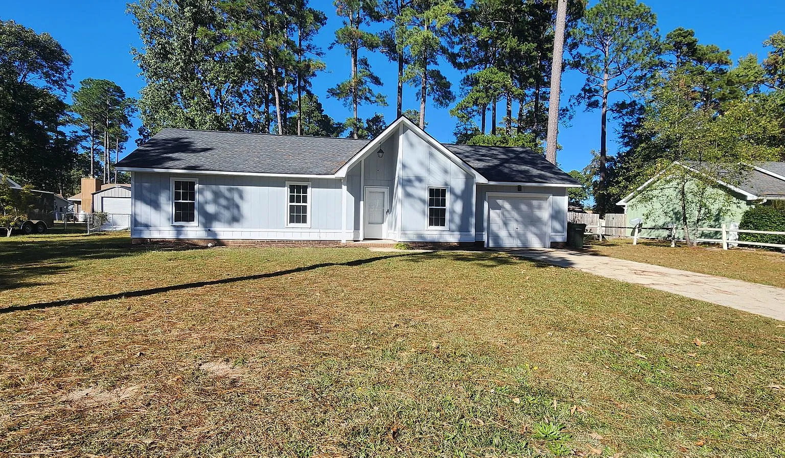 Middle Creeek — Photo 1