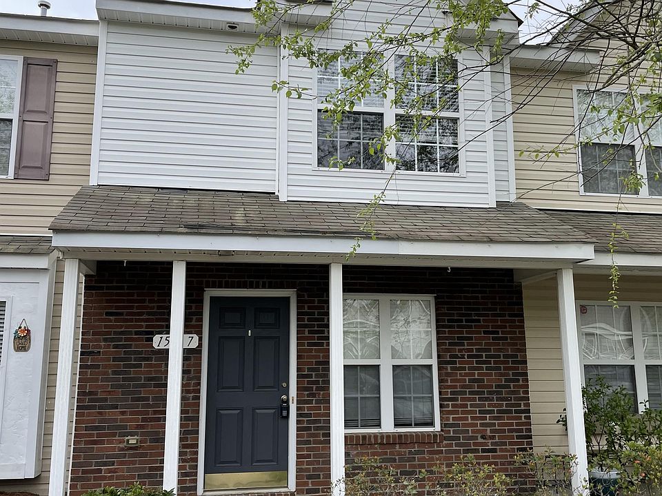 1st image of 15167 Deshler Ct