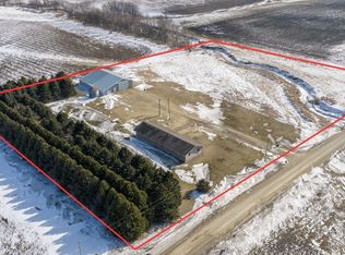 4684 Elm Ave, Riceville, IA 50466