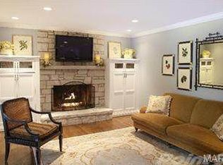 616 Garland Pl, Saint Louis, MO