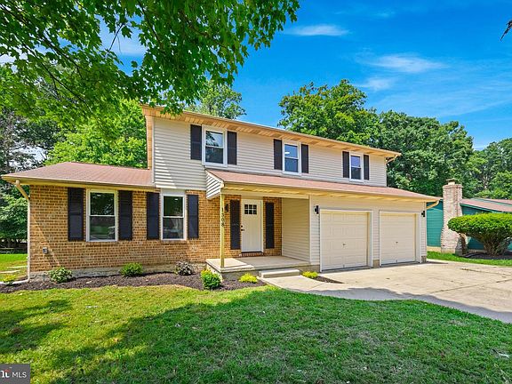 2nd image of 1308 Lincoln Woods Dr