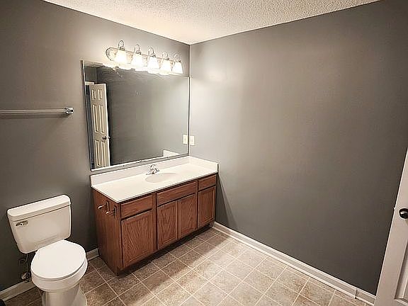 4th image of 8119 Tremaine Ct APT A