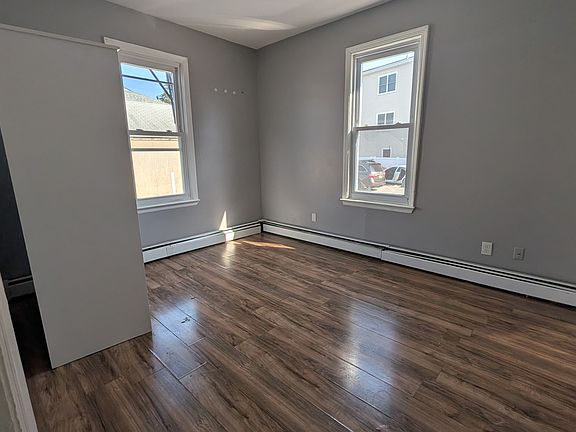 5th image of 1401 Lexington Pl #1F