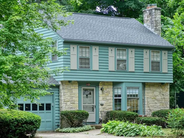4125 Hiawatha Dr, Madison, WI 53711