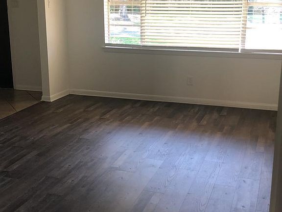 Formal Dining/ 2nd living