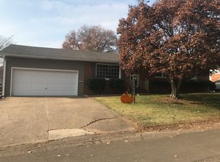 1300 Genesta Dr, Evansville, IN 47720