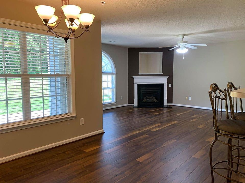 1st image of 4335 Cedarcroft Ct APT 1B