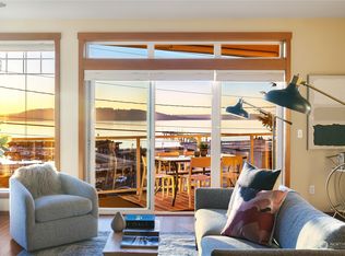 22226 Cliff Ave S APT 203, Des Moines, WA