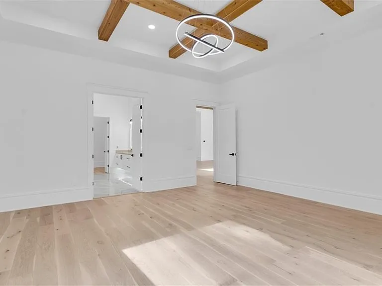 1330 Upchurch Rd — Photo 23