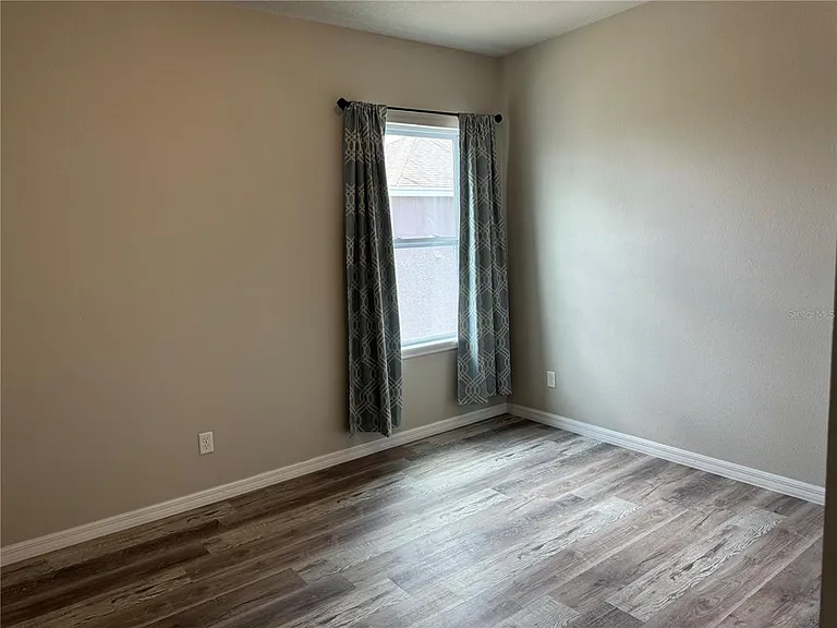 5912 Village Center Dr — Photo 42
