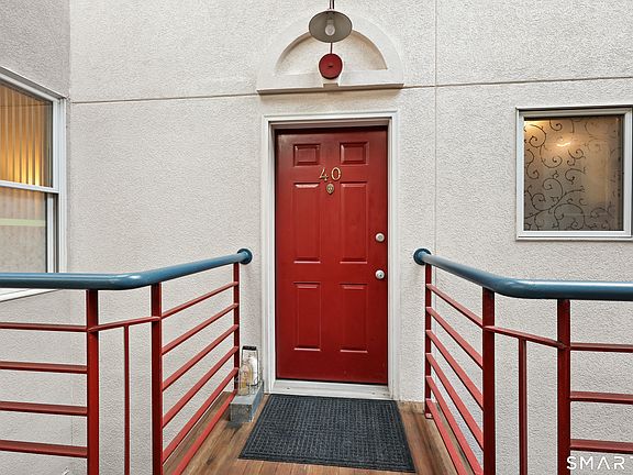 5th image of 839 Main Street #40