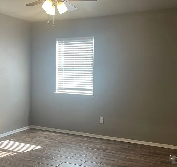 226 Muller St — Photo 15