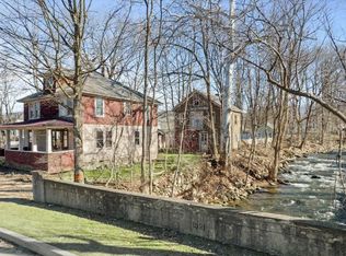 111 Safford St, Bennington, VT 05201