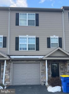 813 Gregs Dr, Harrisburg, PA, 17111