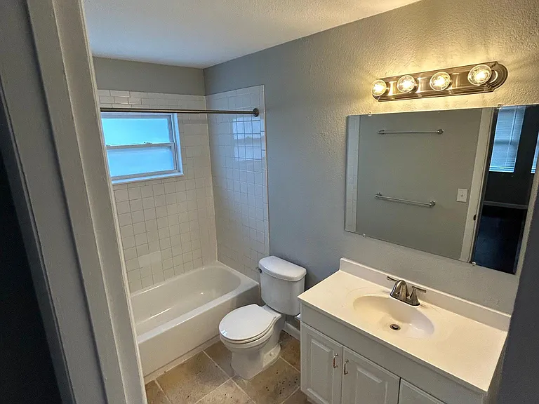 5117 Mustang Way — Photo 7