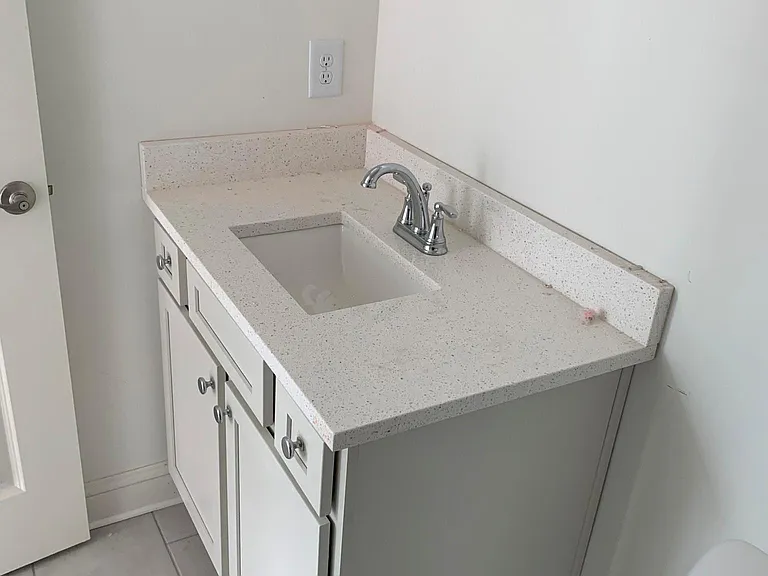 436 Portsdale Dr — Photo 6