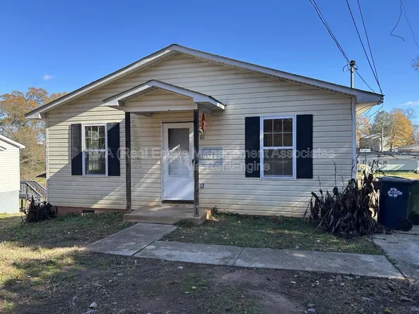 816 Lane St, Griffin, GA 30223