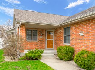 250/260 S McGinty St, Diamond, IL 60416