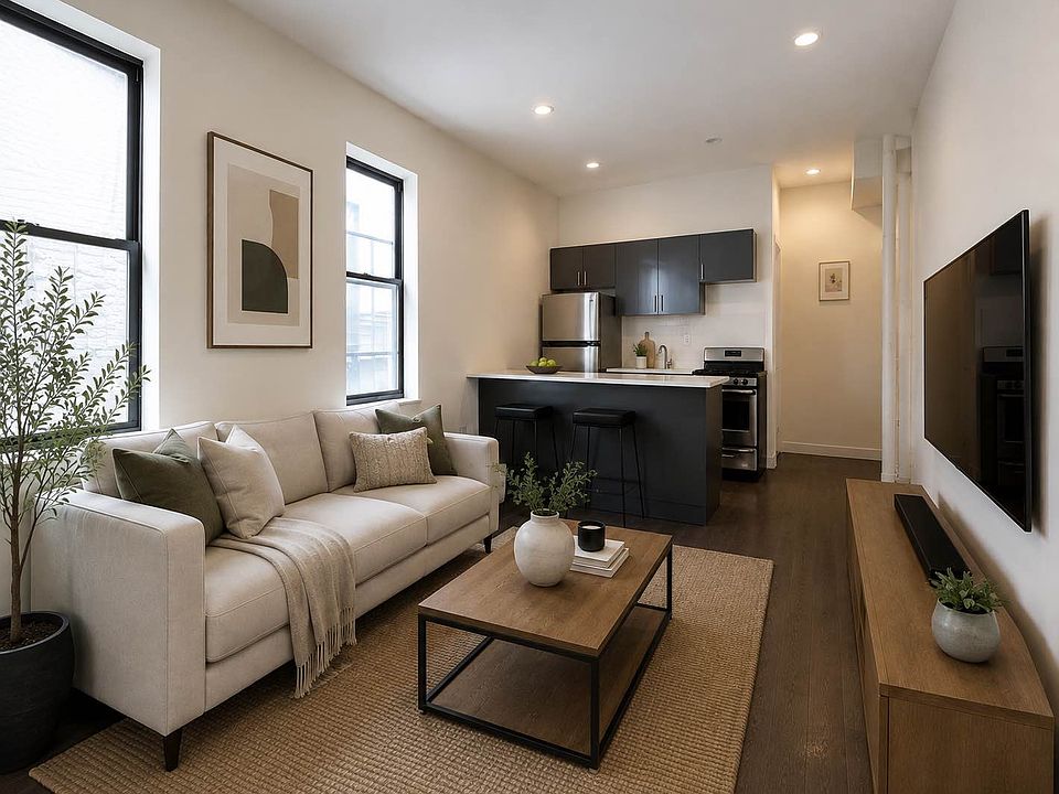 1st image of 185 Mulberry St #18