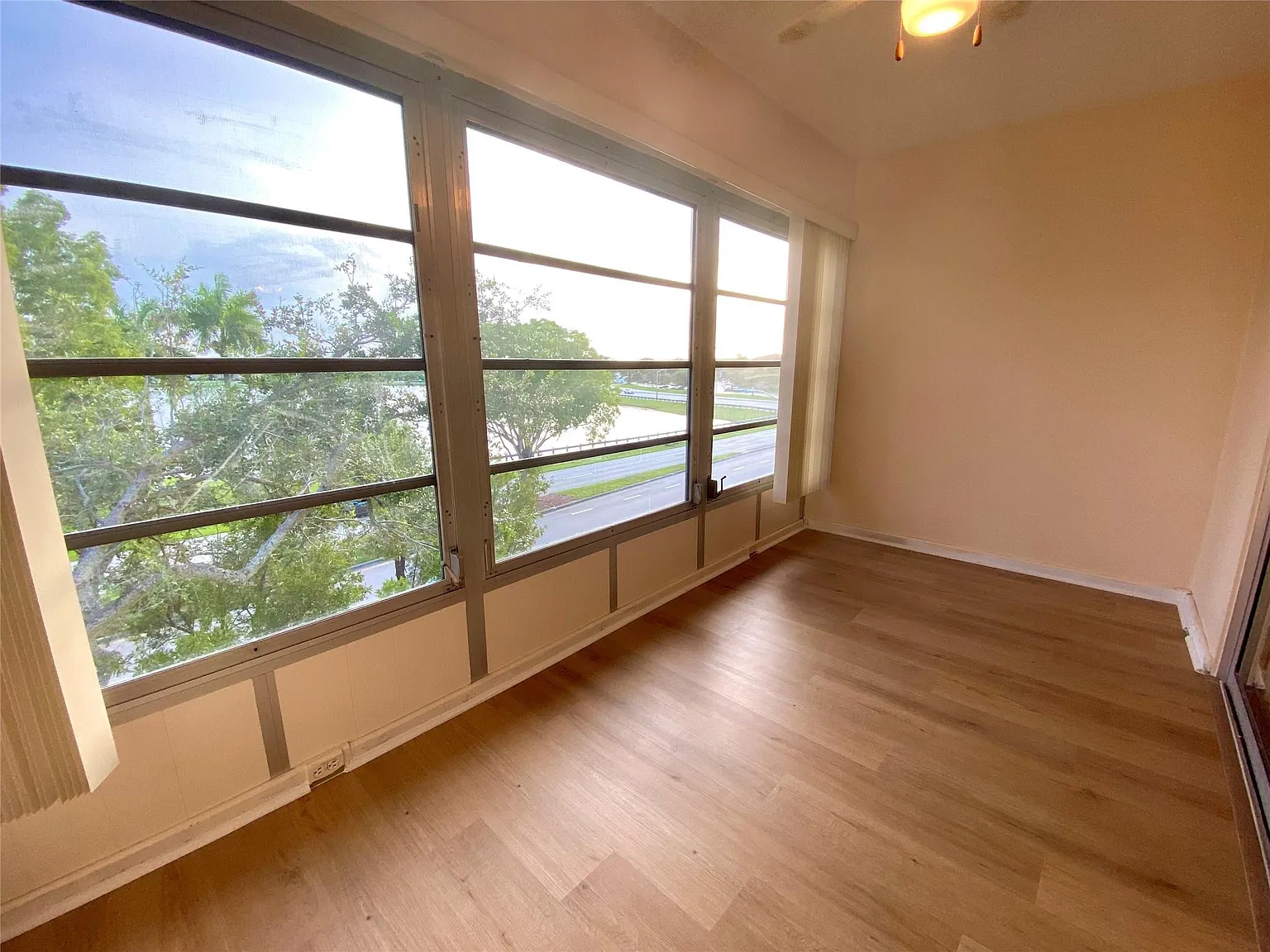 2 bed, 2.0 bath, 1351 sqft, $2,450 — Photo 1
