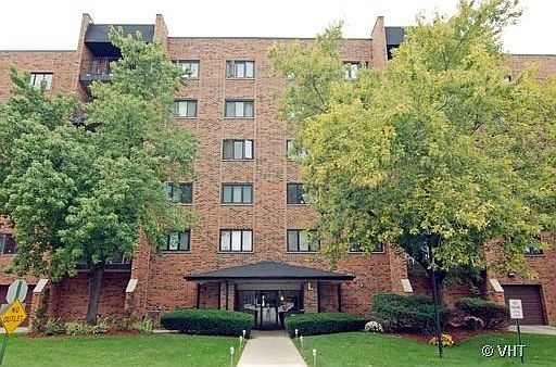1st image of 9386 Landings Ln Unit 305